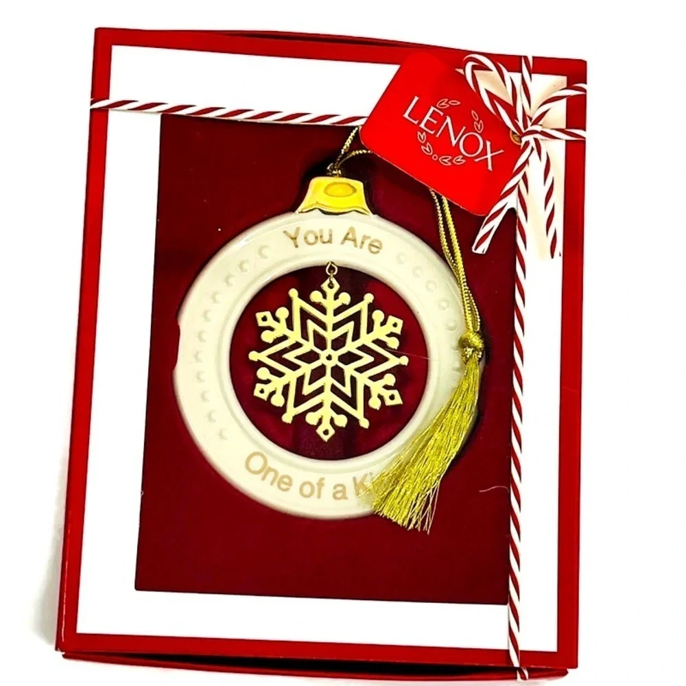 LENOX “You Are one Of A Kind Friend” Round Gold Tasseled Porcelain 3.5” Ornament